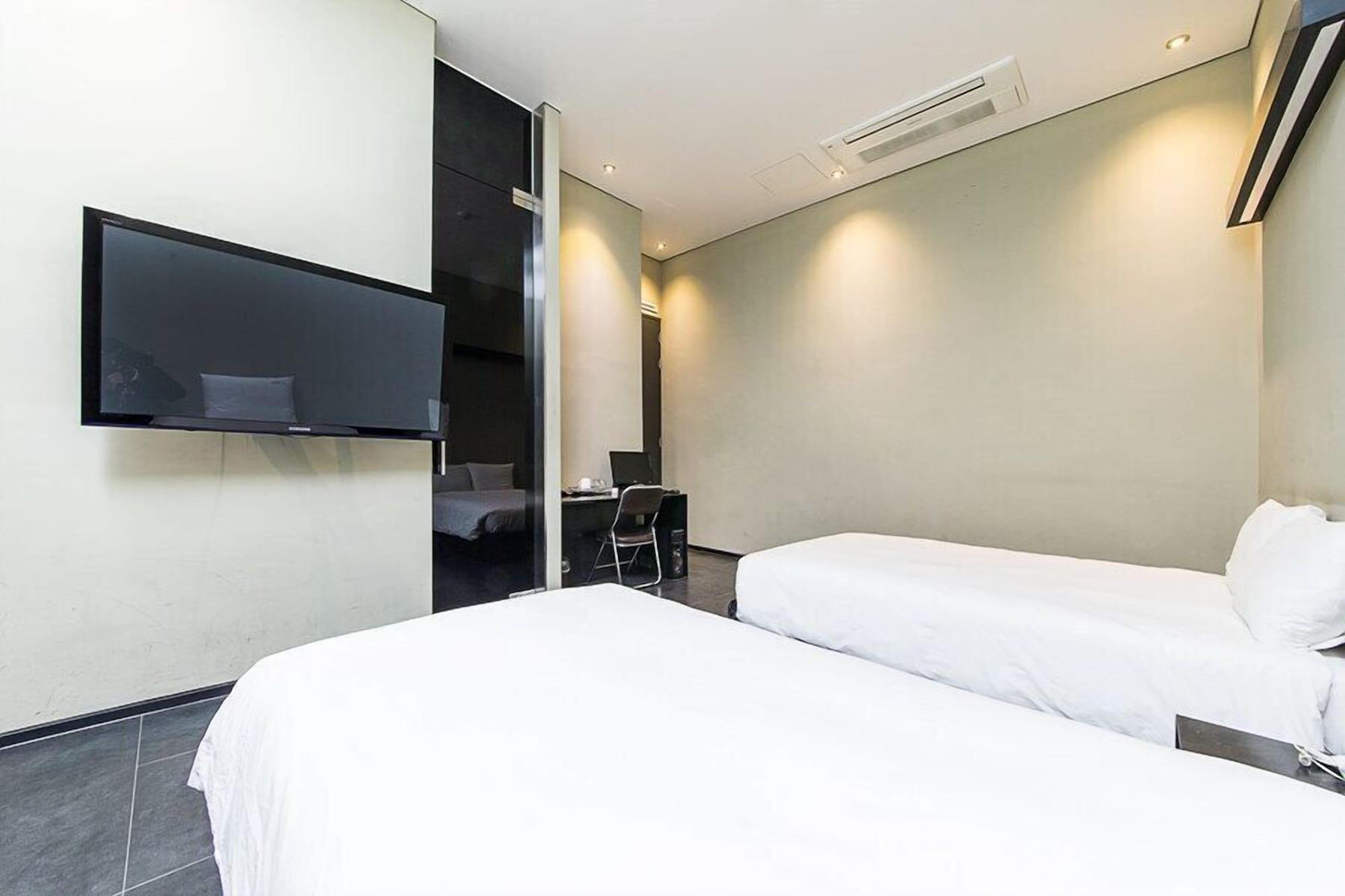 Hotel Irene Myeongdong Seoul Ngoại thất bức ảnh