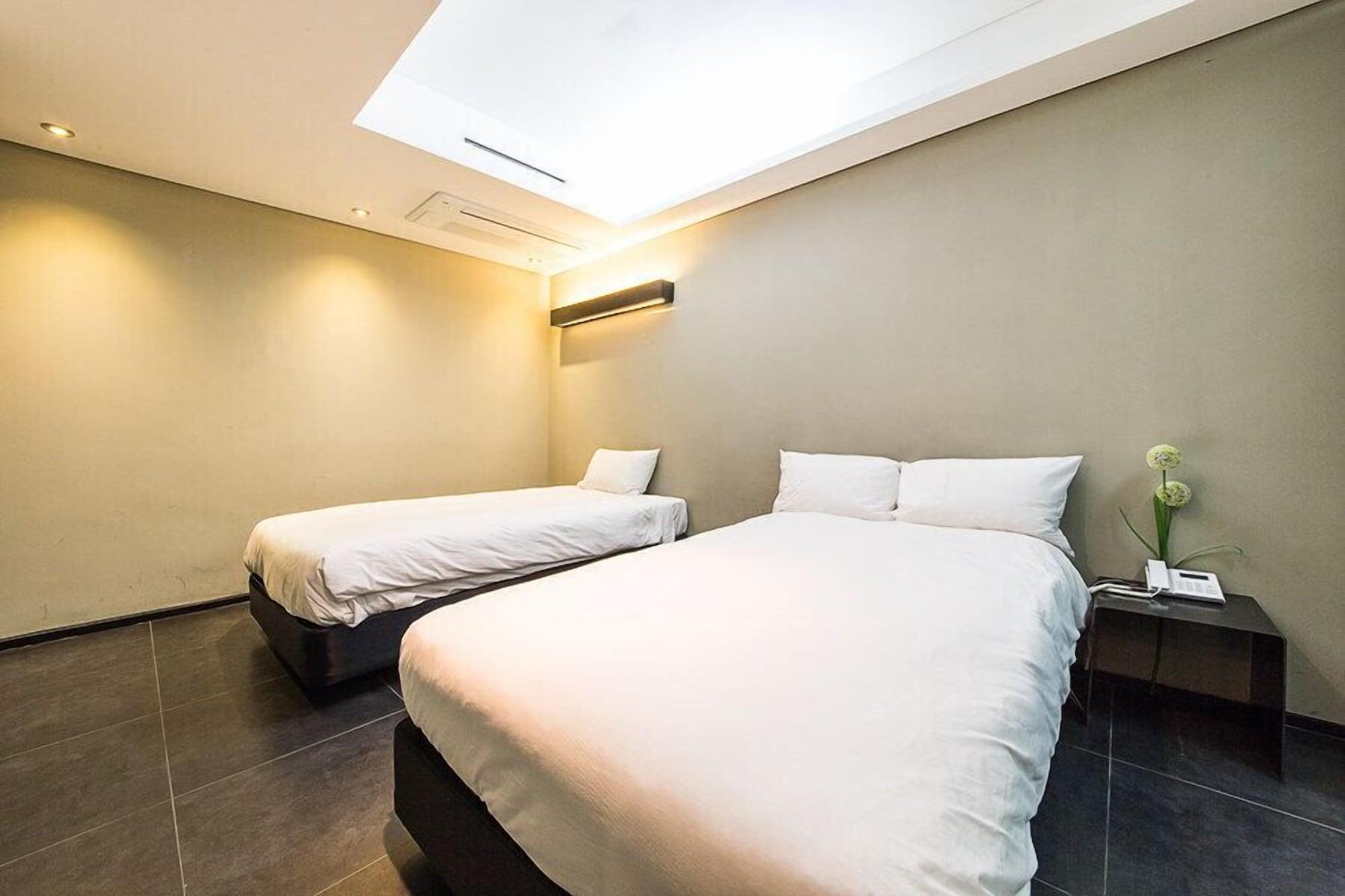 Hotel Irene Myeongdong Seoul Ngoại thất bức ảnh