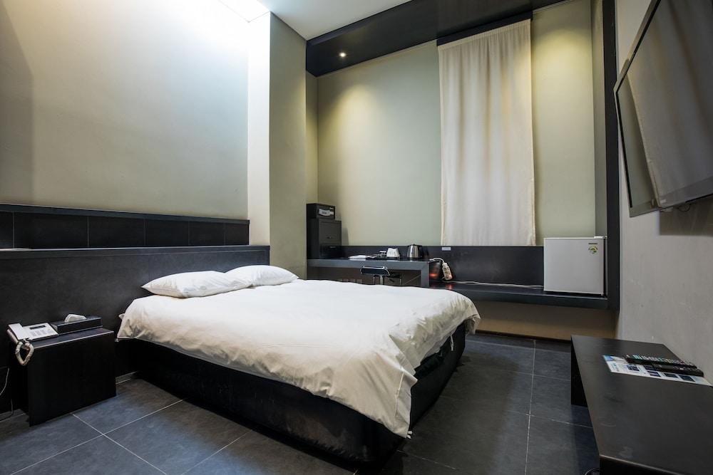 Hotel Irene Myeongdong Seoul Ngoại thất bức ảnh